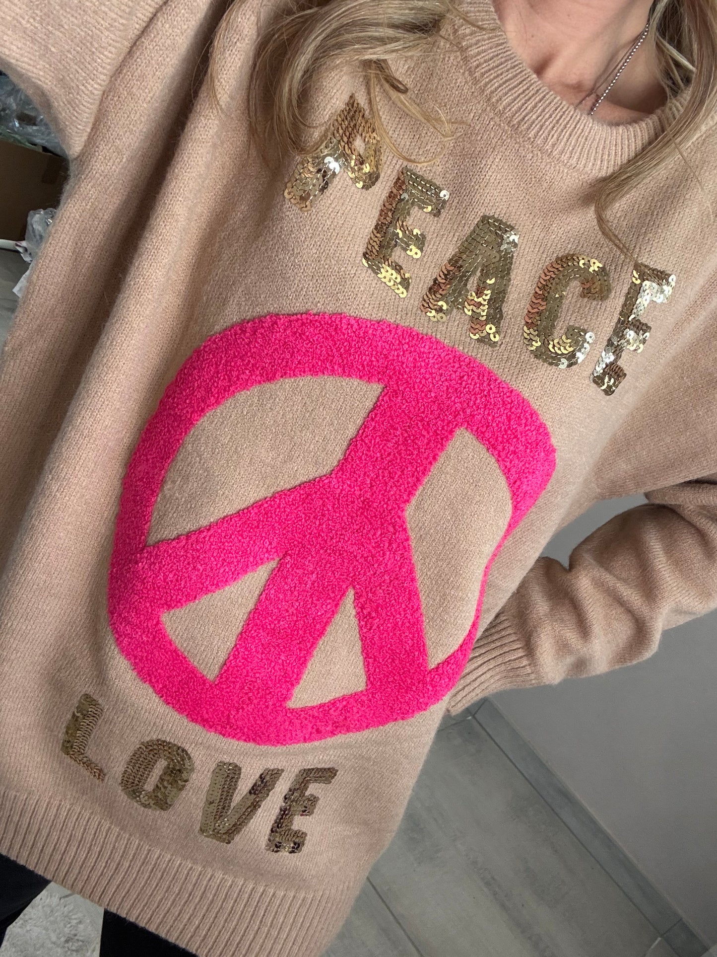 Maglia PEACE AND LOVE ☮️